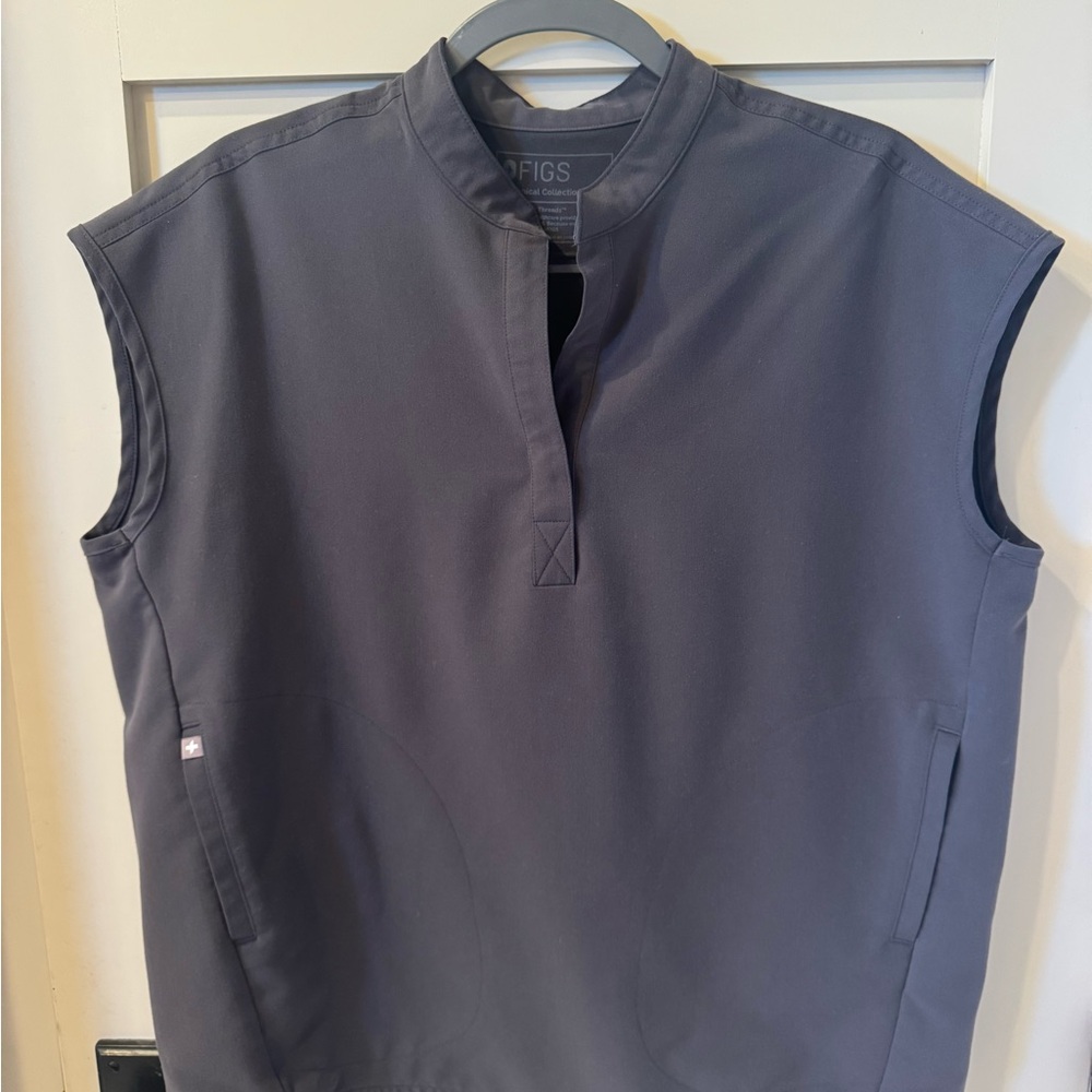 Figs Charcoal Rafaela Oversized Scrub Top